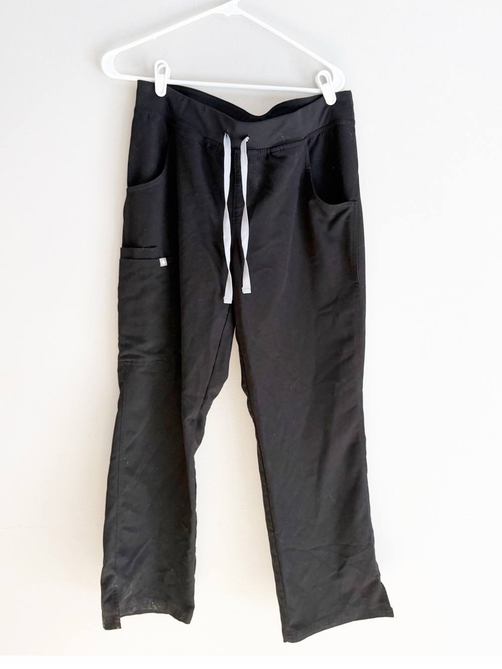 Figs kade cargo straight leg scrub pants black size large petite